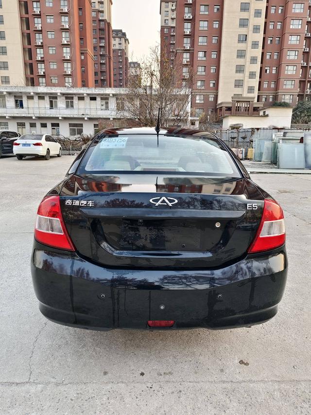 Chery E5