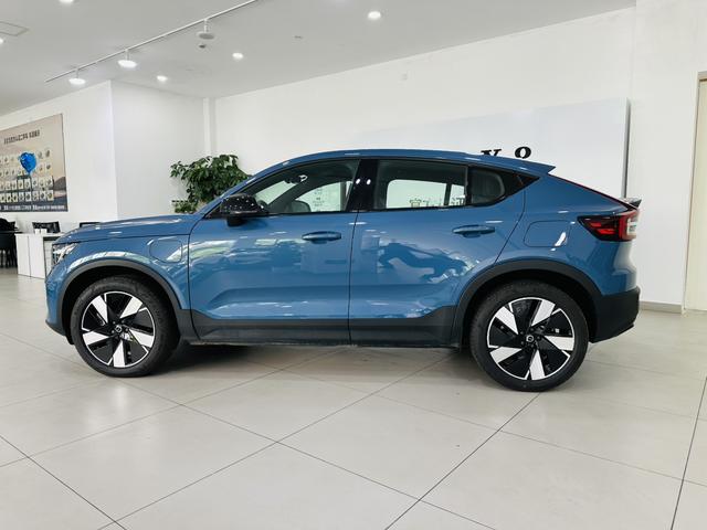 Volvo C40 EV