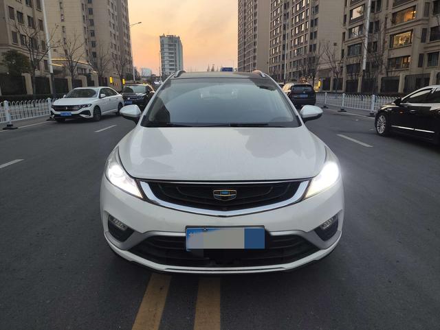 Geely Emgrand GS