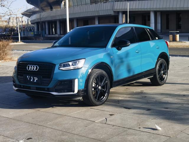 Audi Q2L