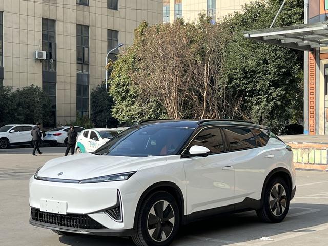 Dongfeng Fengshen L7 PHEV