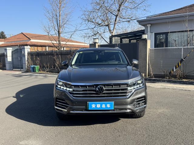 Volkswagen Touareg PHEV