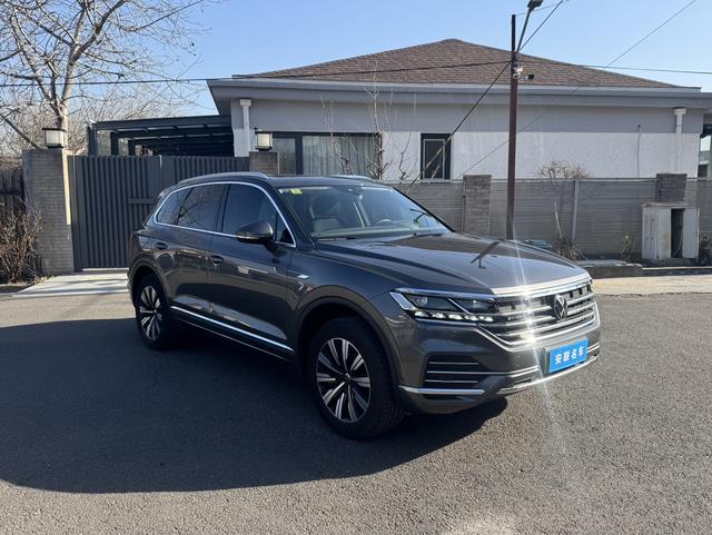 Volkswagen Touareg PHEV