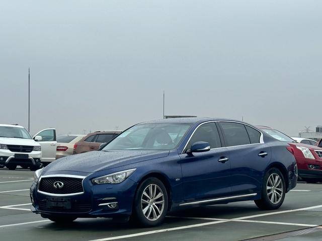 Infiniti Q50L