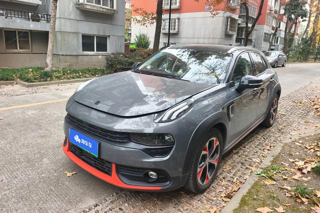 Lynk & Co 02 PHEV