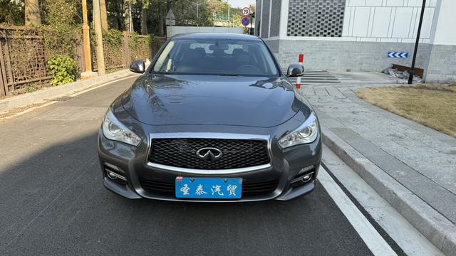 Infiniti Q50L