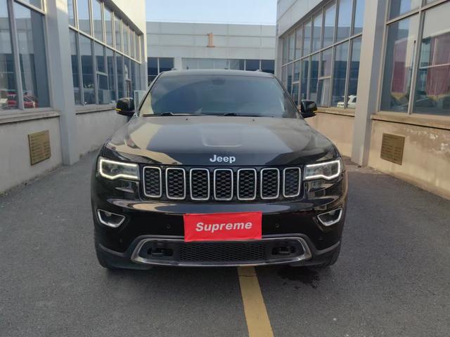 Jeep Grand Cherokee (imported)