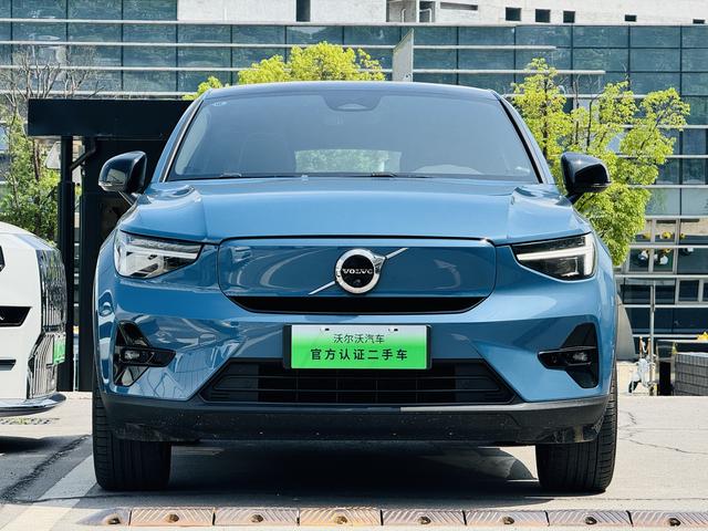 Volvo C40 EV