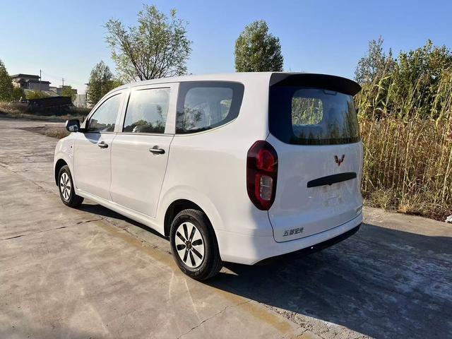 Wuling Hongguang pure electric version