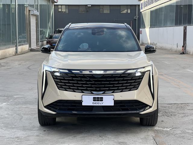 Geely Atlas L