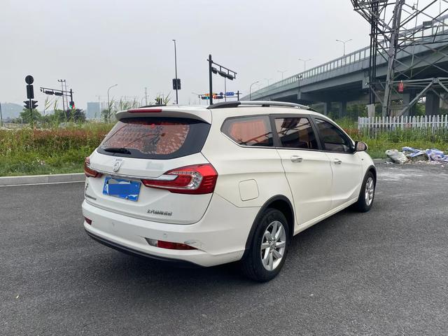 Baojun 310W