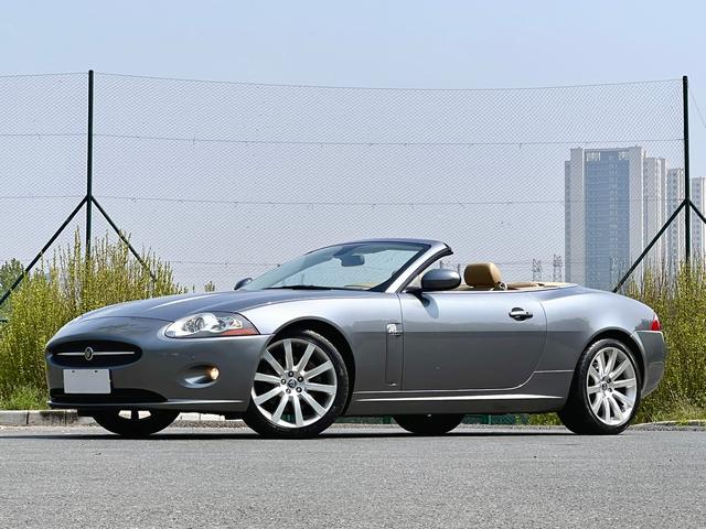 Jaguar XK