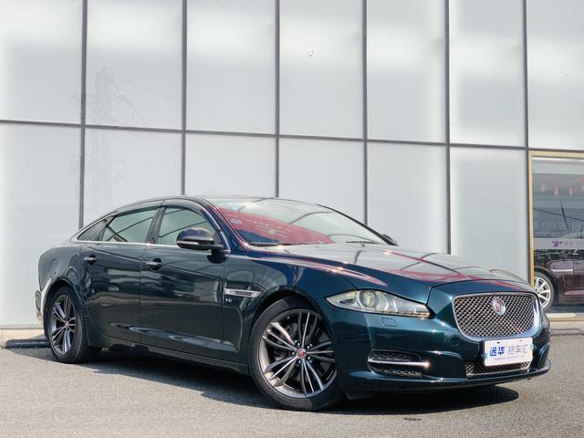 Jaguar XJ