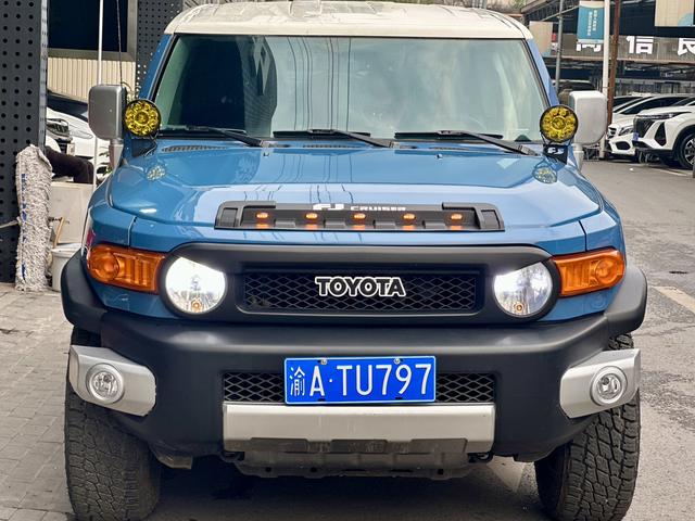 Toyota FJ Cruiser