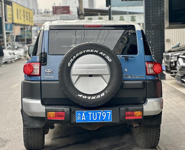 Toyota FJ Cruiser