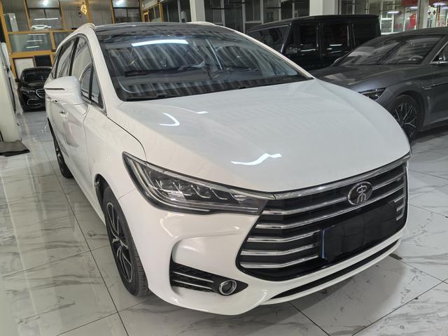 BYD Song MAX