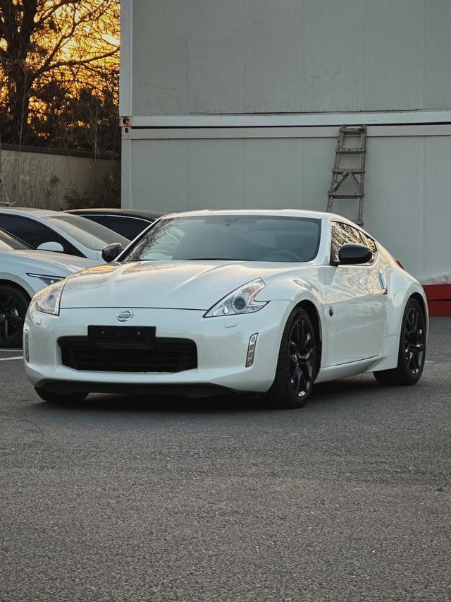 Nissan 370Z