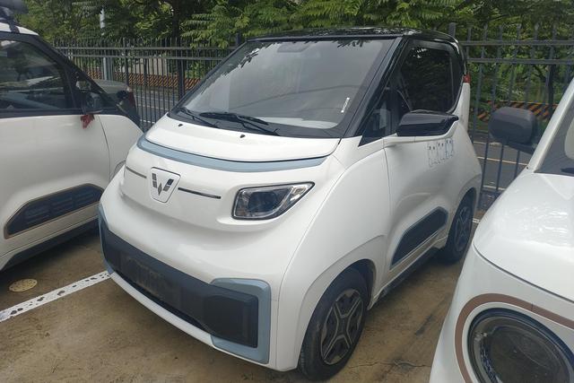 Wuling Nano EV