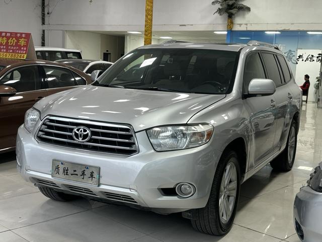 Toyota Highlander (imported)