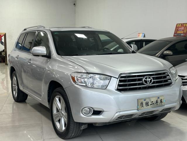 Toyota Highlander (imported)