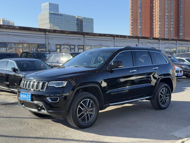 Jeep Grand Cherokee (imported)