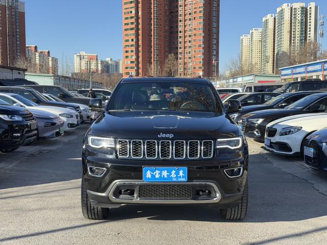 Jeep Grand Cherokee (imported)