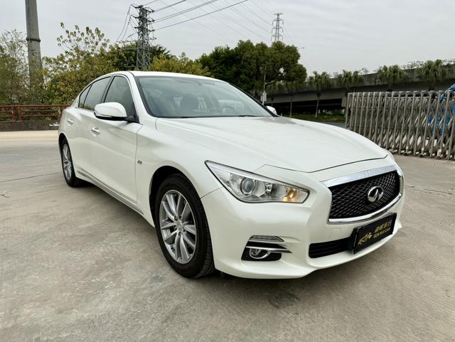 Infiniti Q50L