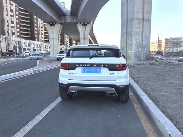 Lu Feng Landwind X7