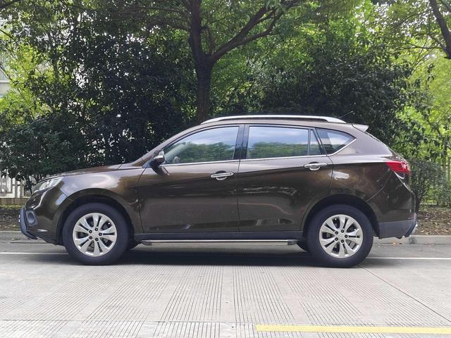 Lu Feng Landwind X5