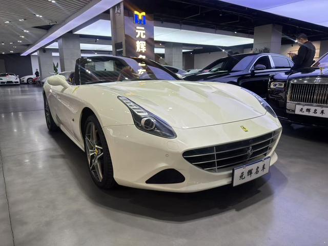 Ferrari California T