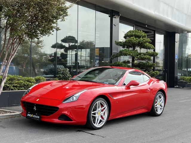 Ferrari California T