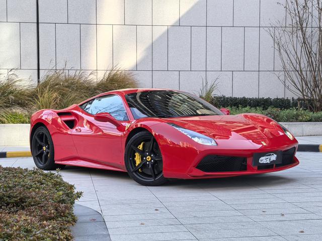 Ferrari 488