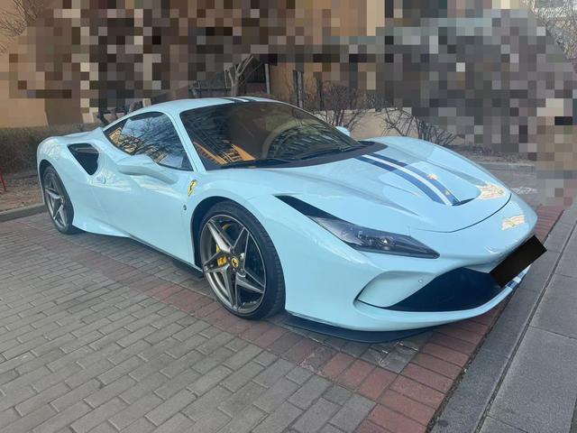 Ferrari F8