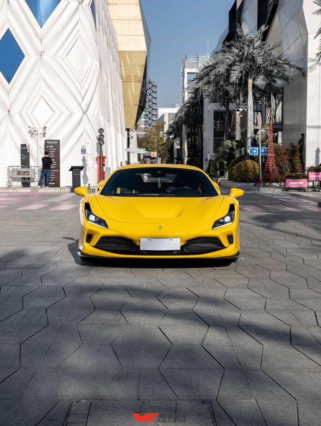 Ferrari F8