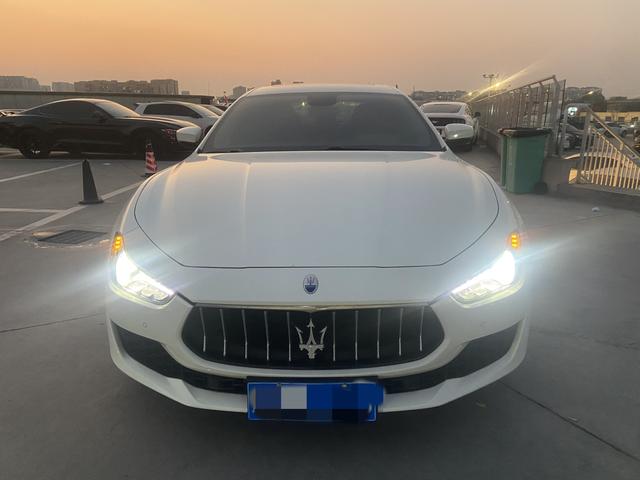 Maserati Ghibli