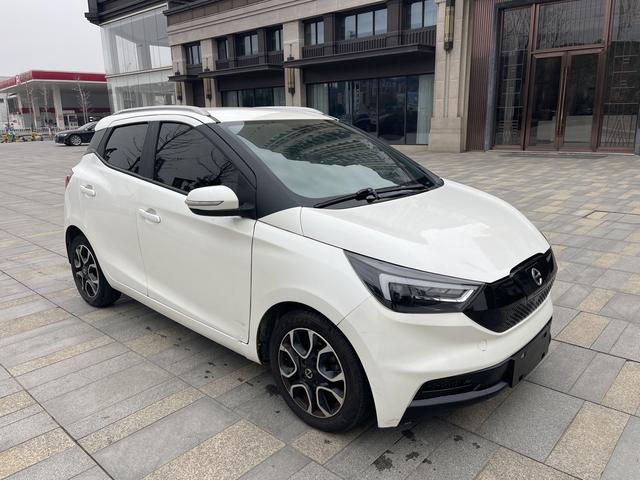 Jiangling Yizhi EV3