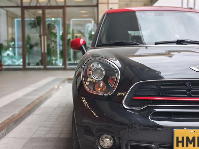 MINI JCW COUNTRYMAN