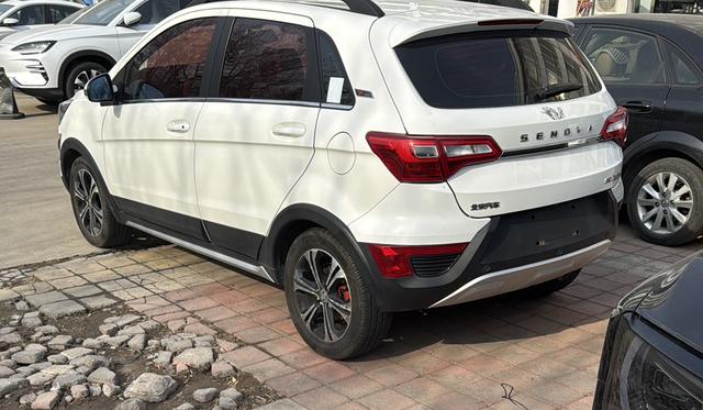 BAIC Shenbao X25