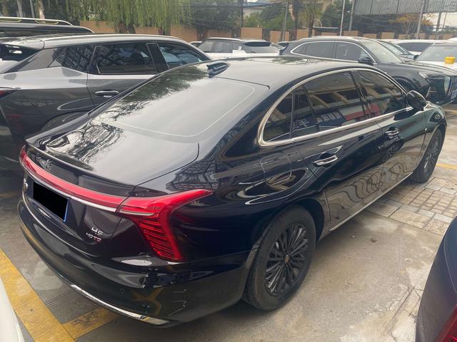 Hongqi H5