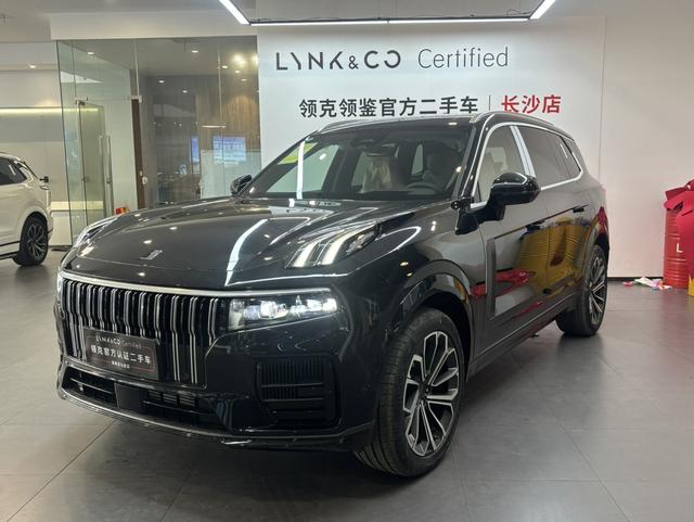 Lynk & Co 09