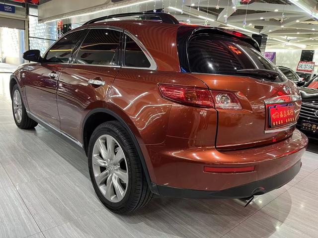 Infiniti FX