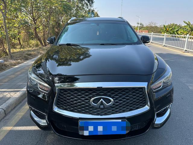 Infiniti QX60 (imported)