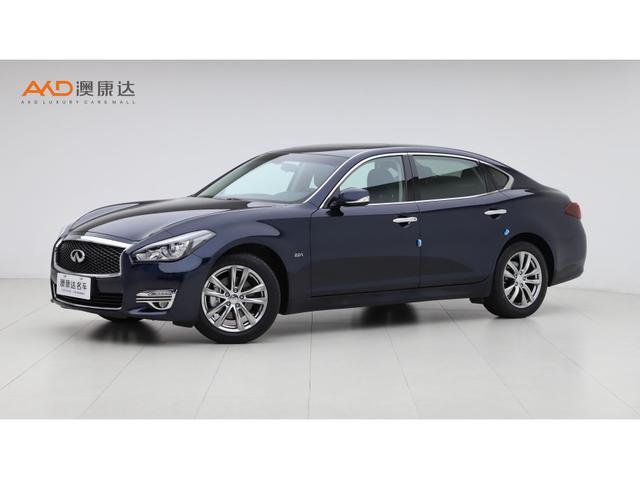 Infiniti Q70