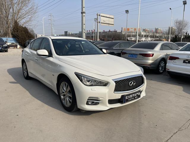 Infiniti Q50