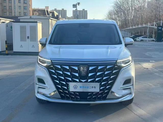 Roewe iMAX8 EV