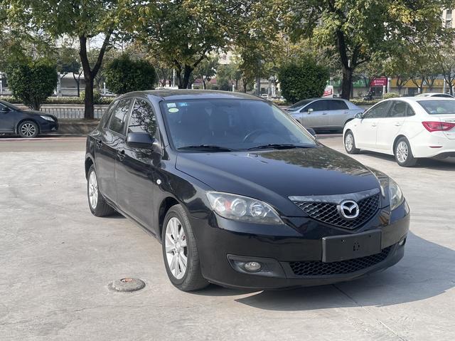 Mazda 3 (imported)