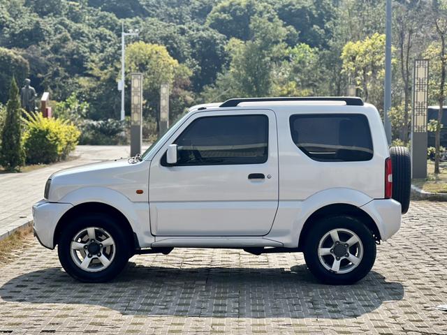 Suzuki Jimny (imported)