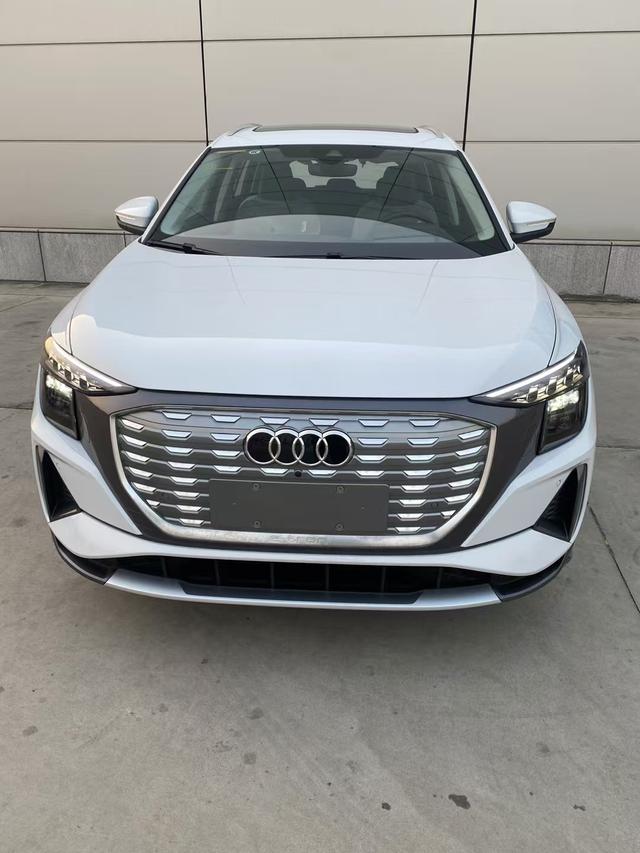 Audi Q5 e-tron