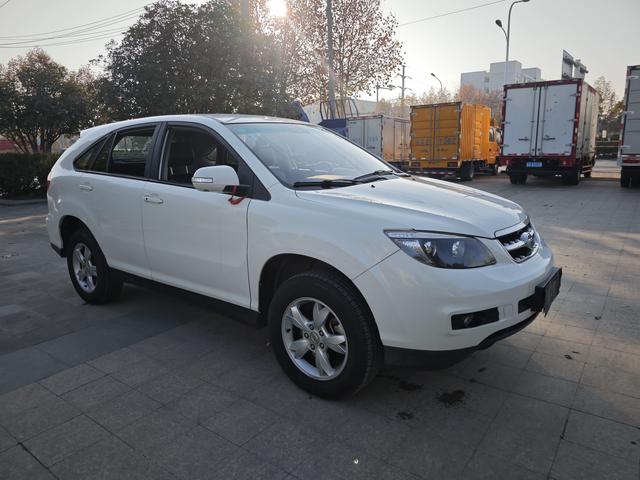 BYD S6