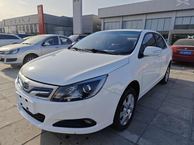 BYD e5